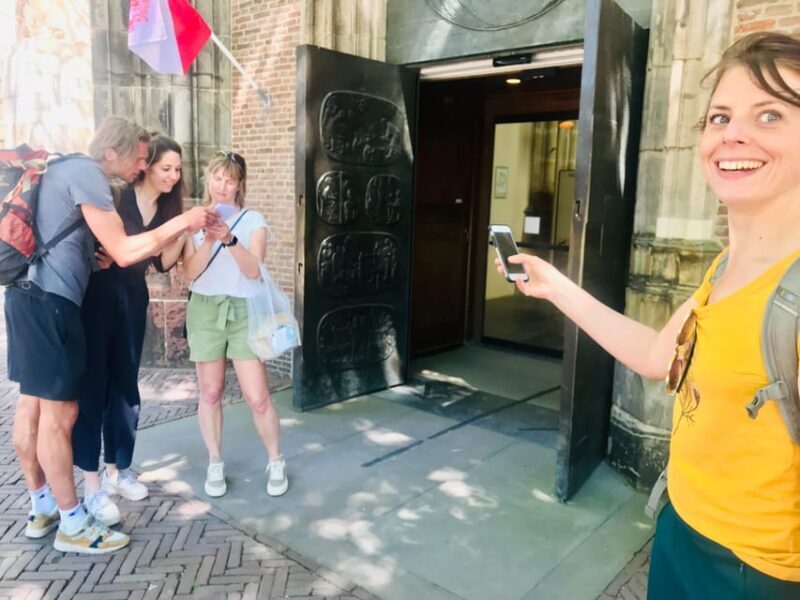 Outside Escape Amsterdam with your friend(s) and have fun! - Frequently Asked Questions