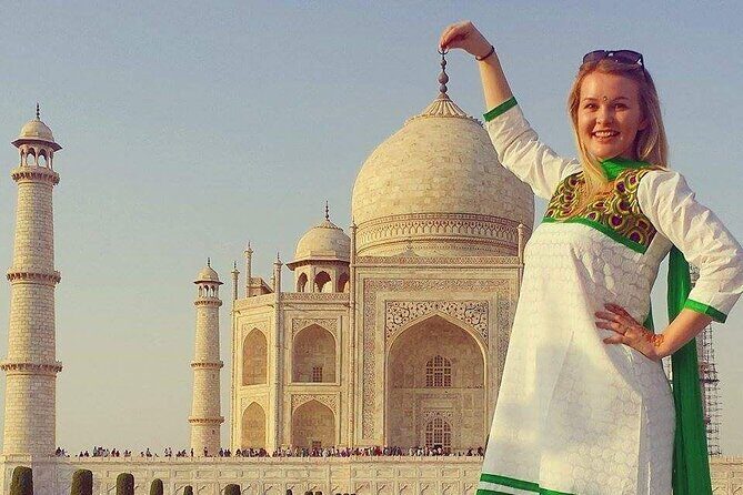 Overnight Agra Tour 2 days - The Itinerary in Detail: What to Expect