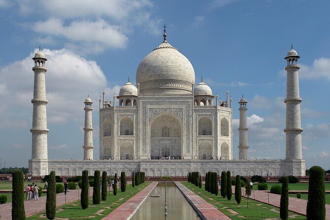 Overnight Agra Visit - A Close Look at the Itinerary