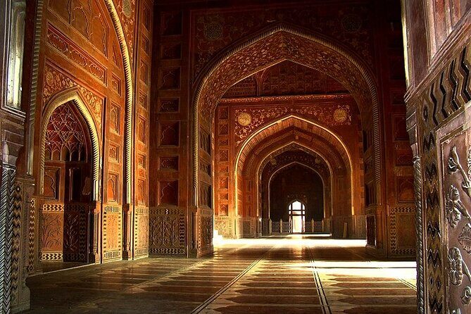 Overnight Agra Visit - Authentic Guidance and Personal Touch