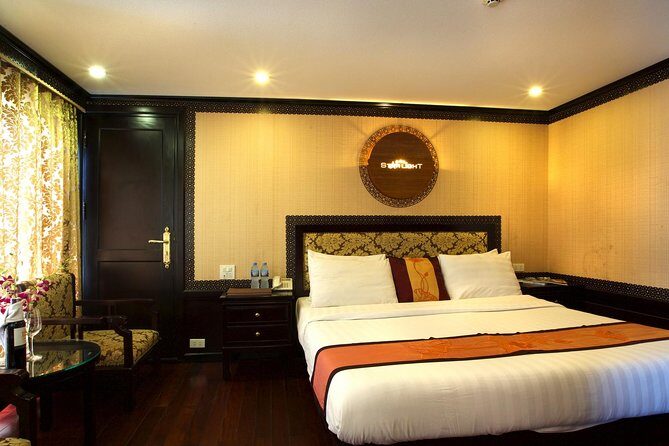 Overnight Halong Bay Cruise on the Starlight - References