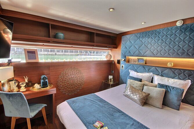 Overnight Stay onboard Paris Seine River Dinner with Cruise - A Deep Dive into the Overnight Seine Experience