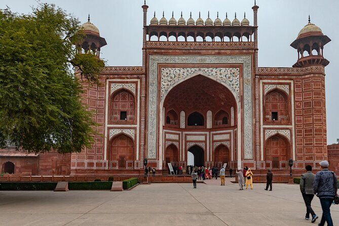 Overnight Taj Mahal & Agra Fort Tour From Delhi - Who Is This Tour Perfect For?