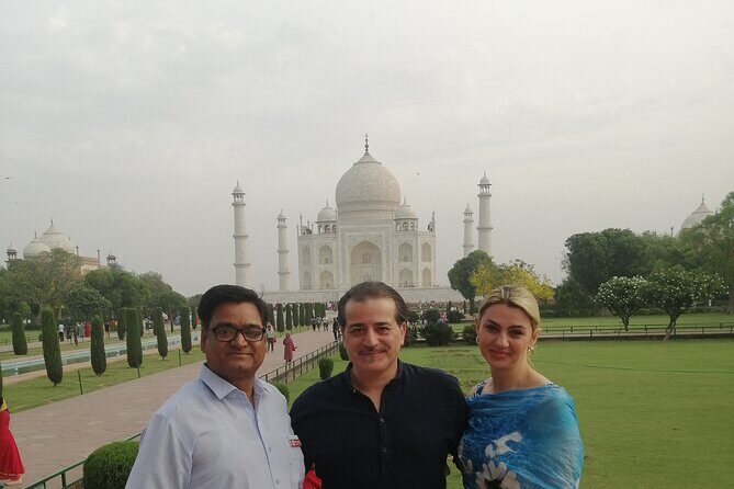 "Overnight Taj Mahal Tour from Delhi by Private AC Car" - The Journey Begins: Seamless Pickup and Comfortable Drive