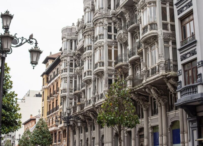 Oviedo : Walking tour of the Historic Center - Key Points