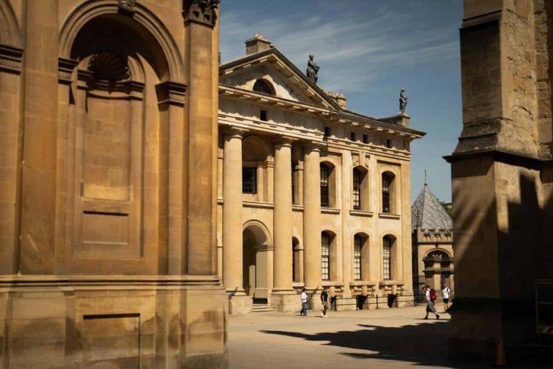 Oxford: Alumni-led Walking Tour w/opt New College - Introduction