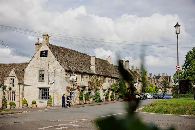 Oxford and Cotswolds Tour with Country Pub Lunch from London - Key Points
