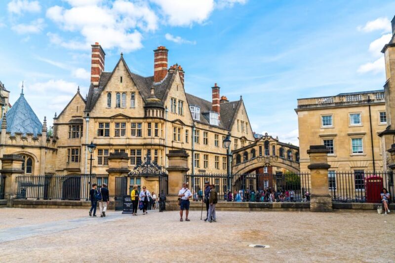 Oxford: Express Walk with a Local in 60 minutes - Why This Tour Is a Great Value