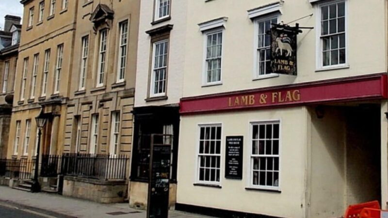 Oxford: Historic Pubs & Taverns Guided Walking Tour - An In-Depth Look at the Tour Experience