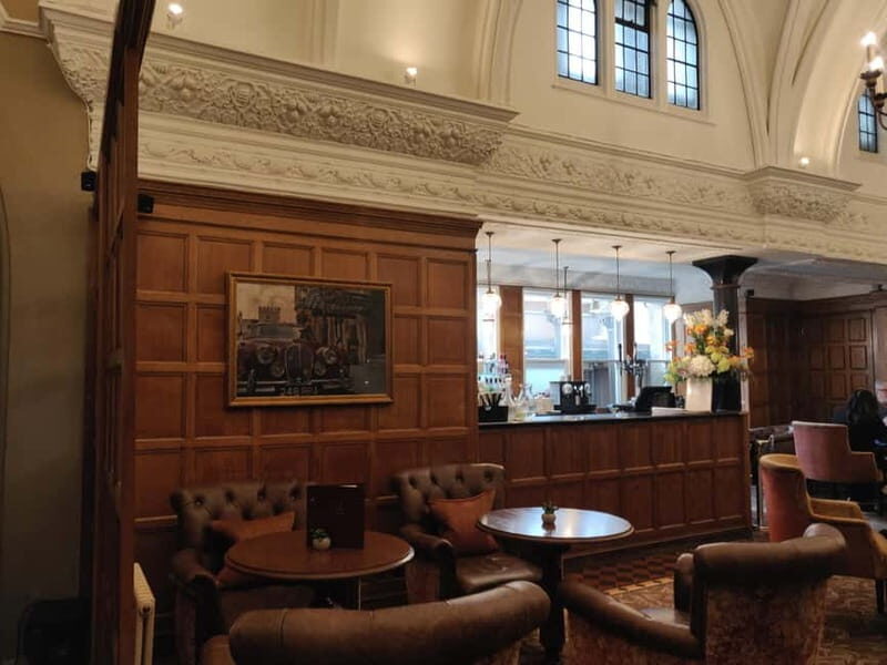 Oxford of Morse, Lewis and Endeavour - Frequently Asked Questions