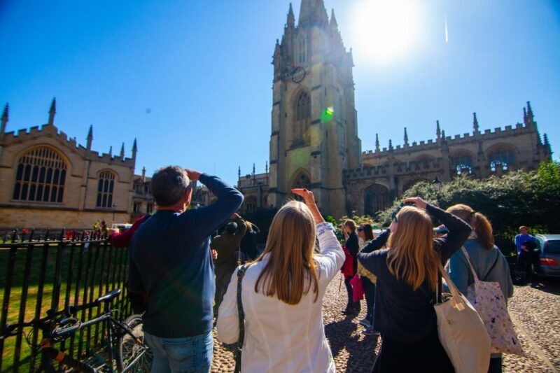 Oxford: Private Walking Tour with University Alumni Guide - Engagement and Accessibility