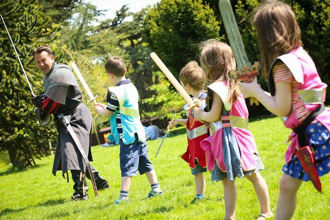 Oxford, Stratford, Cotswolds & Warwick Castle Tour from London - FAQ