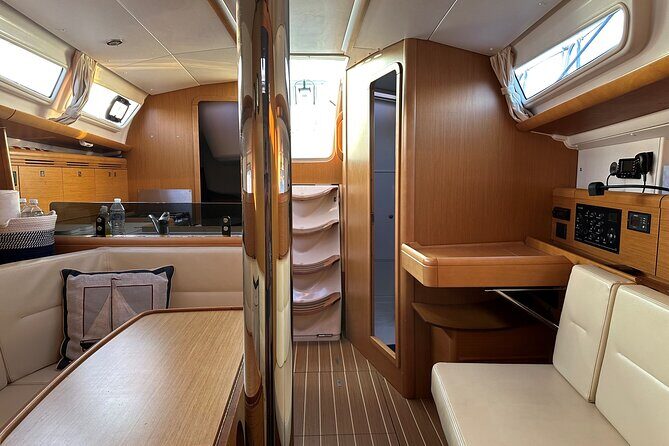 Oyster Bay Two Hour Sailing Experience - Setting the Scene: What the Tour Offers