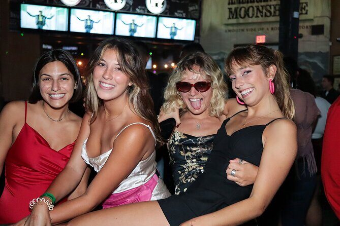 Pacific Beach Bar Tour in San Diego - An Overview of the Pacific Beach Bar Tour Experience