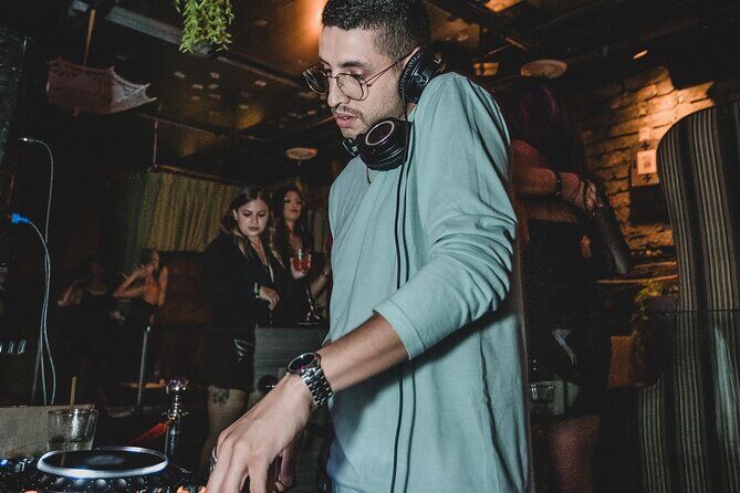 Pacific Beach Bar Tour in San Diego - FAQs