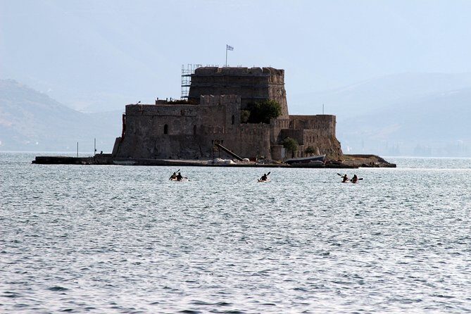 Paddle under the castles Palamidi, akropoli of Argos, Bourtzy island - Key Points