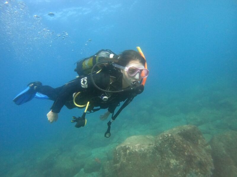 PADI Discover Scuba Diving Course in Tenerife - The Experience from a Reviewers Perspective