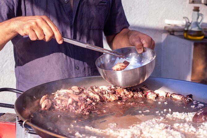 Paella Master Class in a Charming Rooftop Kitchen - What You Can Expect from This Barcelona Paella Experience