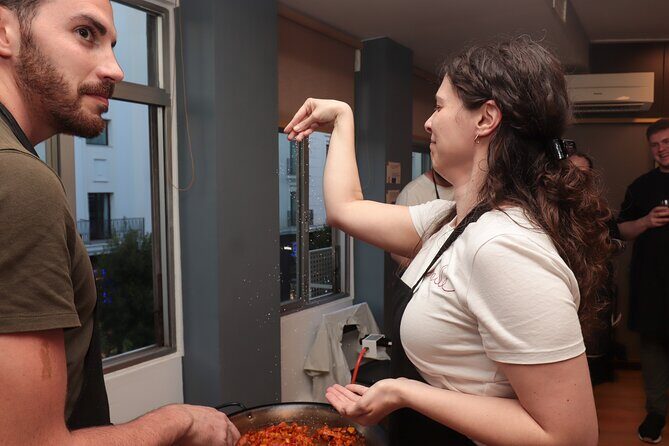 Paella Workshop with Bottomless Sangria in Central Madrid - FAQs