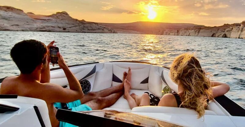 Page: Antelope Canyon Boat Tour with Lake Powell & Glen Dam - Key Points
