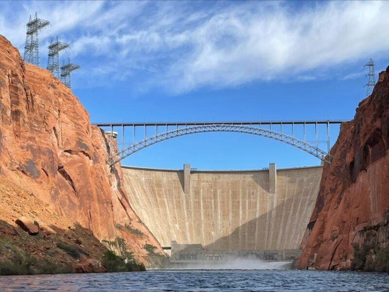 Page: Lake Powell Scenic Dam Cruise - Who Would Love This Experience?