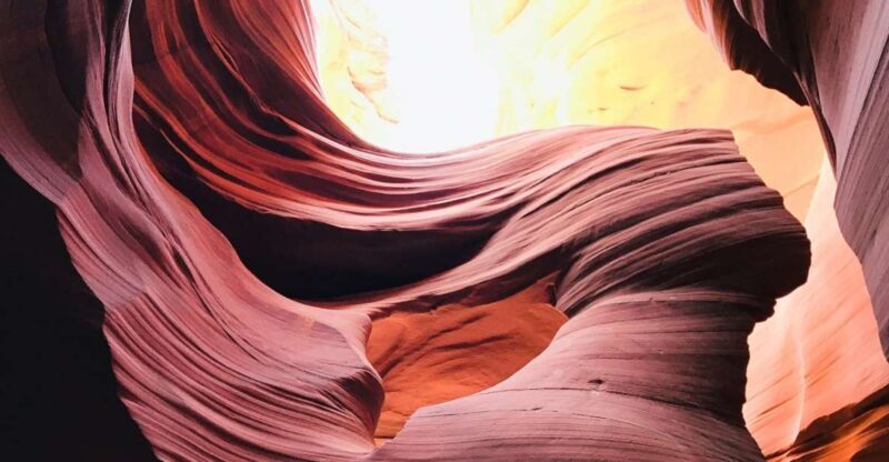Page: Lower Antelope Canyon Entry and Navajo Guided Tour - An In-Depth Look at the Lower Antelope Canyon Guided Tour