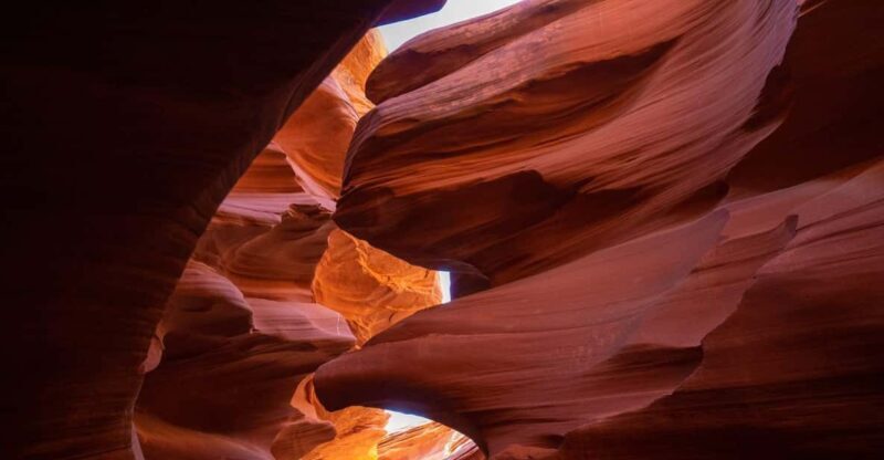 Page: Lower Antelope Canyon Walking Tour with Navajo Guide - Journey Through the Canyon: A Detailed Breakdown