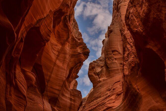 Page Secret Antelope Canyon - Post-Canyon: Assistance and Support