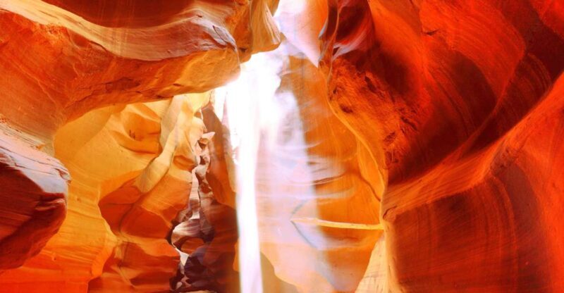 Page: Upper Antelope Canyon Entry Ticket and Luxury Van Tour - Key Points