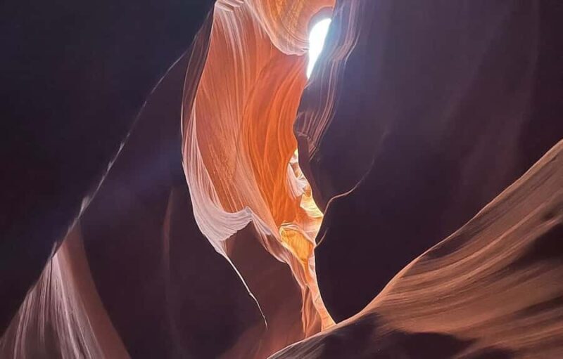 Page: Upper Antelope Canyon Tour with Horseshoe Bend Upgrade - The Journey Begins: Pick-up and Scenic Drive