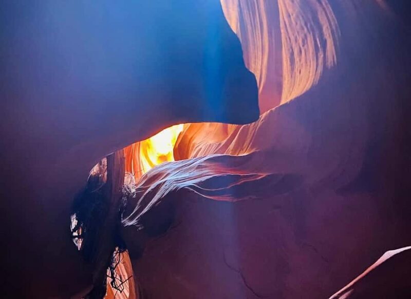 Page: Upper Antelope Canyon Tour with Horseshoe Bend Upgrade - Exploring Upper Antelope Canyon