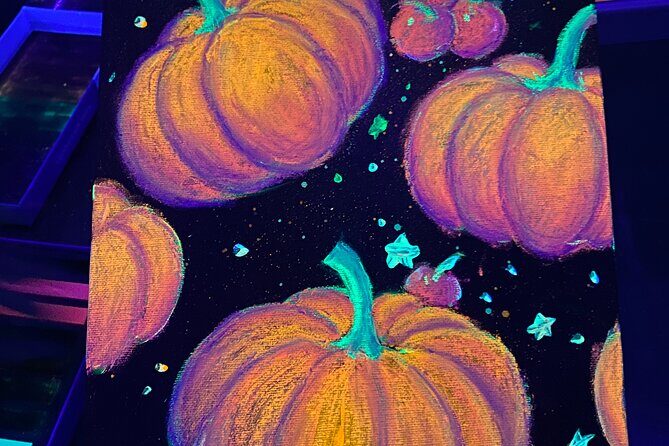 Paint-In-Dark Drawing Class in New York - What Do Reviewers Say?