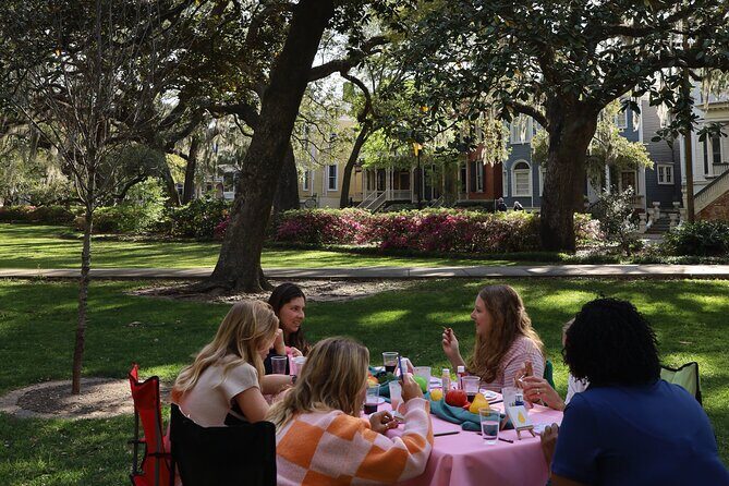 Paint Tiny Canvases in Forsyth Park - FAQ