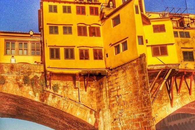 Painting Experience in the center of Florence - A Closer Look at the Experience