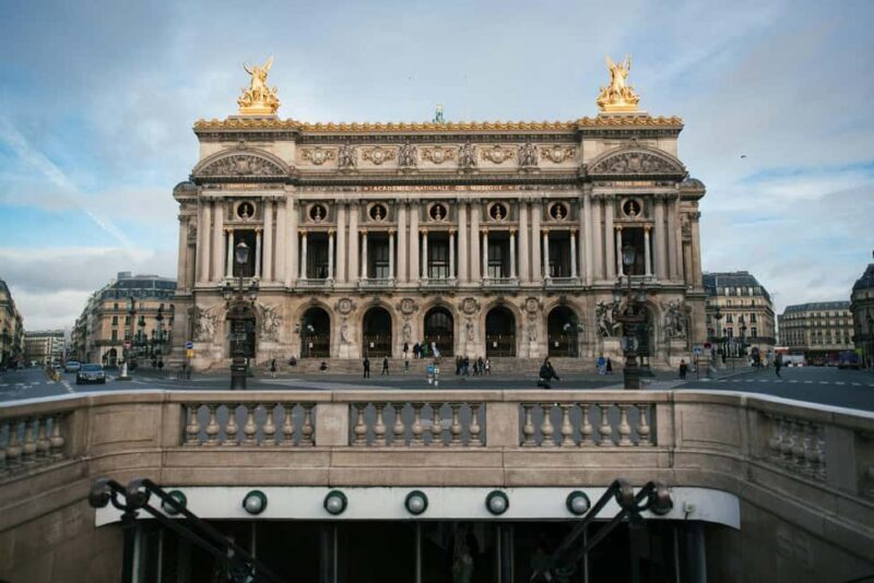 Pairs: The Opera to Hotel des Invalides Guided Walking Tour - Discover Paris of Light and Majesty: A Walk from Opera to Hotel des Invalides