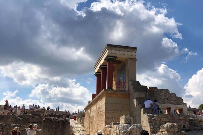 Palace of Knossos Small Group VIP Tour - The Authentic Experience: What Sets This Tour Apart