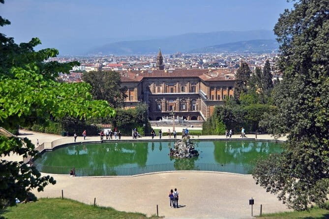 Palazzo Vecchio, Palazzo Pitti and Boboli gardens private tour - The Practicalities: What to Expect