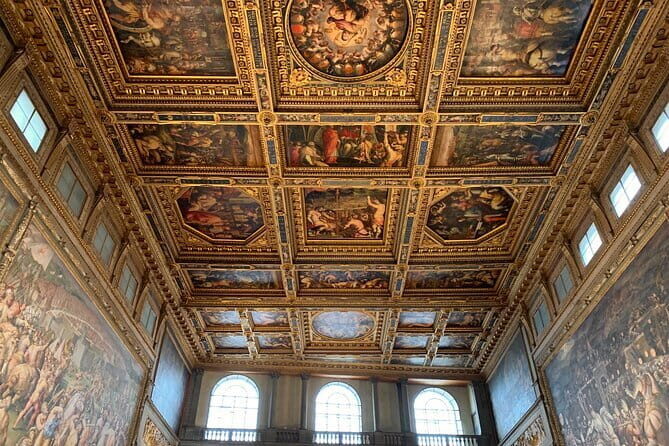 PALAZZO VECCHIO Private tour in Florence - Palazzo Vecchio Private Tour in Florence: A Deep Dive into History and Art