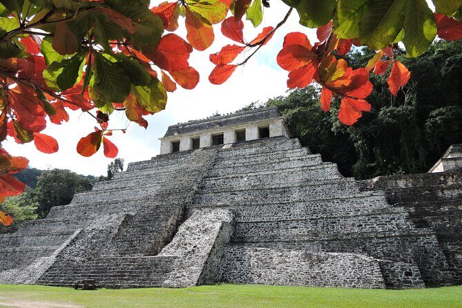 Palenque Maya ruins & swim in Roberto Barrios fresh waters - Refreshing Adventure at Roberto Barrios Waterfalls