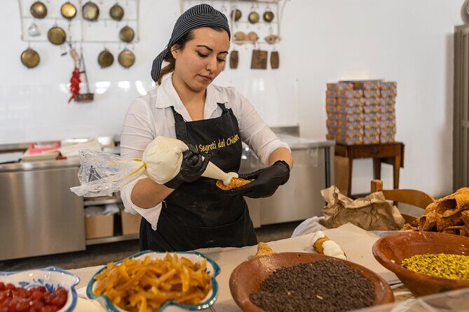 Palermo Street Food Legends & the Ballarò Market by Eating Europe - Who Will Love This Tour?