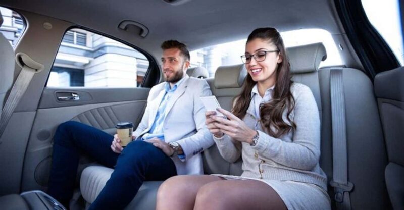 Palm Beach International Airport: Transfer to Palm Beach - Additional Services and Practical Perks