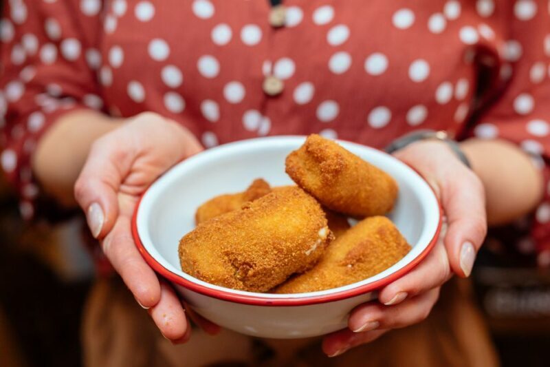 Palma de Mallorca: 10 Tastings Private Food Tour - The Cultural Layer