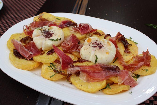 Palma de Mallorca 3-Hour Highlights and Tapas Tasting Bike Tour - The Tapas Experience