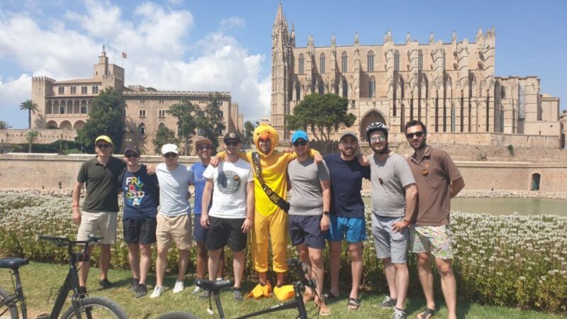 Palma de Mallorca: Guided Bicycle Tour with Tapas & a Drink - Wrapping Up in La Lonja and Santa Catalina