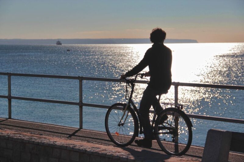 Palma de Mallorca Old Town Guided Bike Tour - Key Points