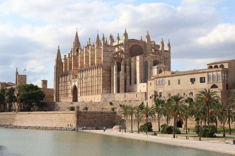 Palma de Mallorca Private Guided Walking Tour - Key Points