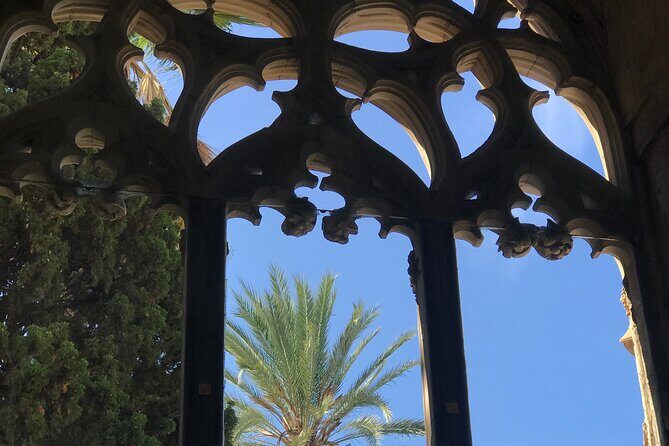 Palma de Mallorca: PRIVATE Local Food And Cathedral Experience - Tasting Sweet and Savory Pastries