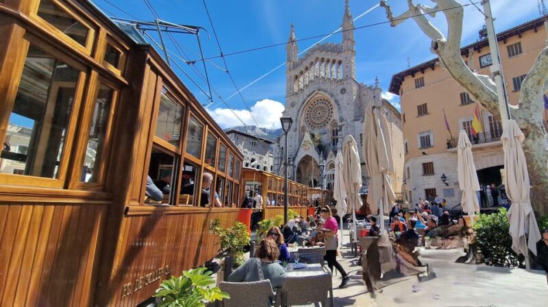 PALMA DE MALLORCA & SOLLER MIT BAHN & STADTFÜHRUNG ab Palma - Key Points