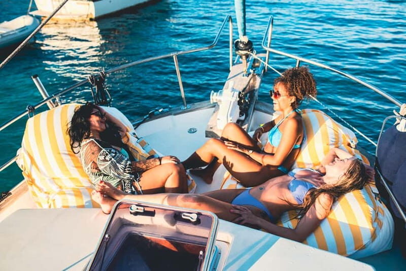 Palma: Private Classic Mallorcan Boat Tou - Authenticity and Guest Experience