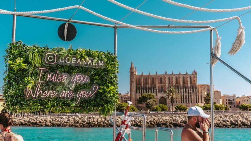 Palma: Punta Negra and Ses Illetes Boat Trip with Live Music - Food and Drinks: Mediterranean Flavors on Deck